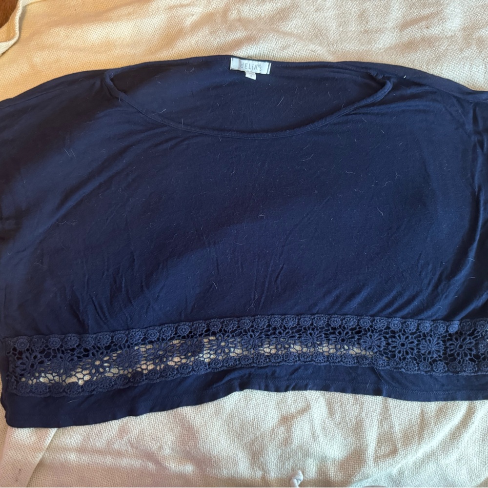 Cute blue crop